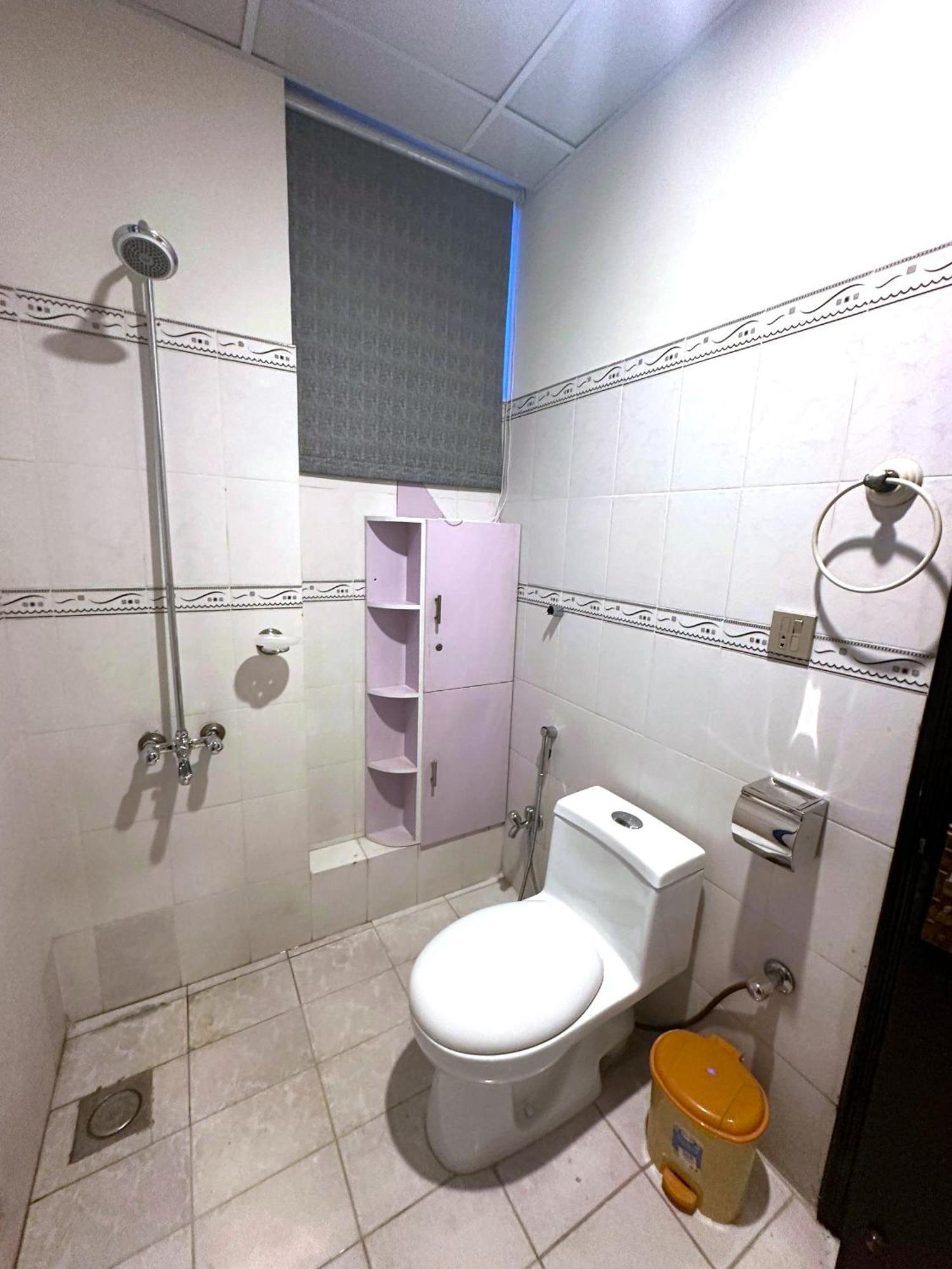 Luxury Apartment In Dha Phase 8, Near Allama Iqbal International Airport ลาฮอร์ ภายนอก รูปภาพ